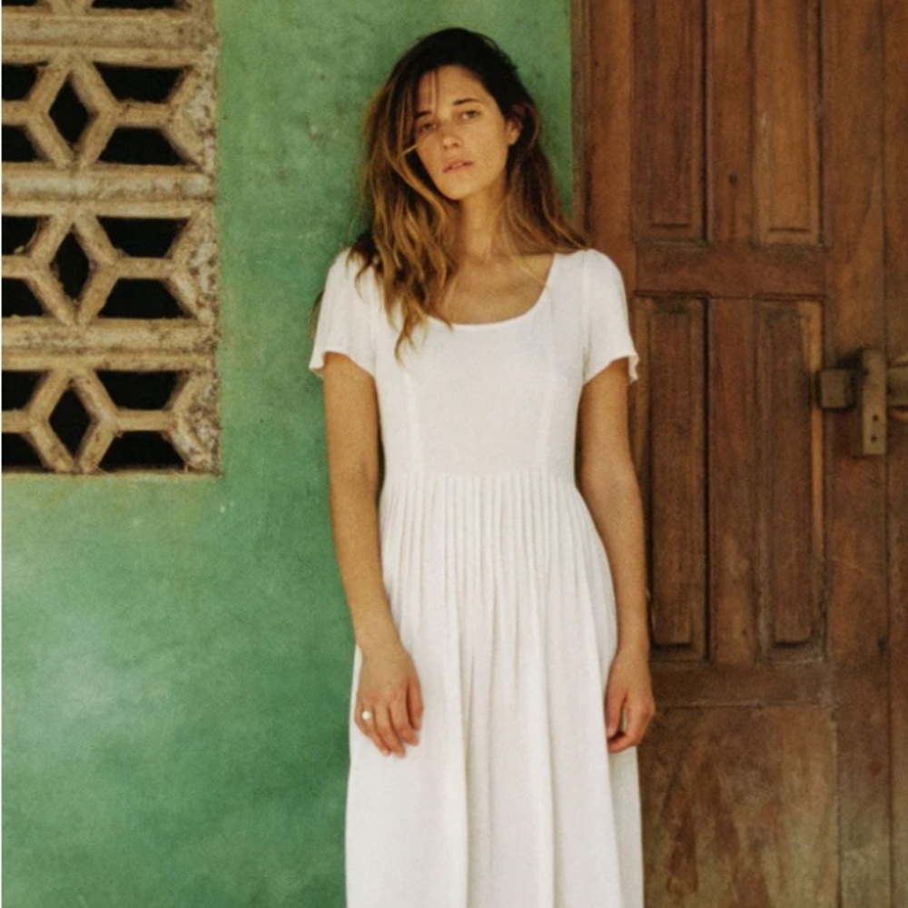 The Christy Dawn Scarlet Dress EUC